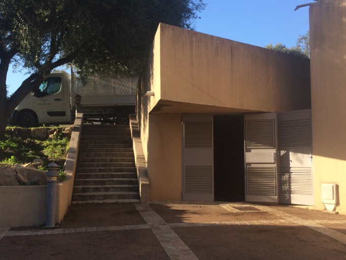 Travaux pour la création d'un garage communal et pour la rénovation de locaux communaux Travaux pour la création d'un garage communal et pour la rénovation de locaux communaux