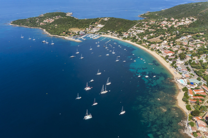 PHOTOS DU PORT DE  CORSE AEROVISION PHOTOS DU PORT DE  CORSE AEROVISION