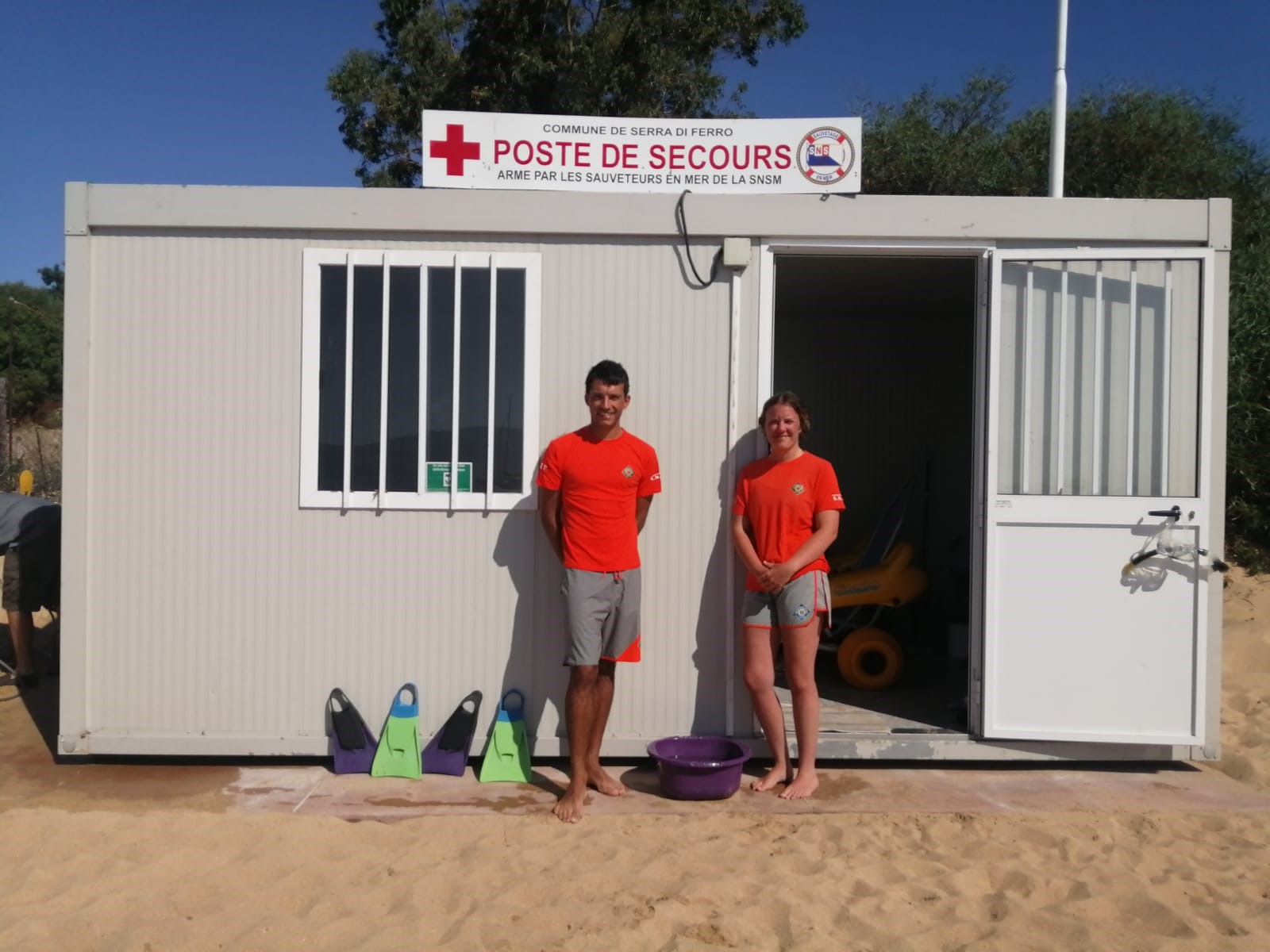 POSTE DE SECOURS DE PORTO-POLLO ET SECURITE DES PLAGES POSTE DE SECOURS DE PORTO-POLLO ET SECURITE DES PLAGES