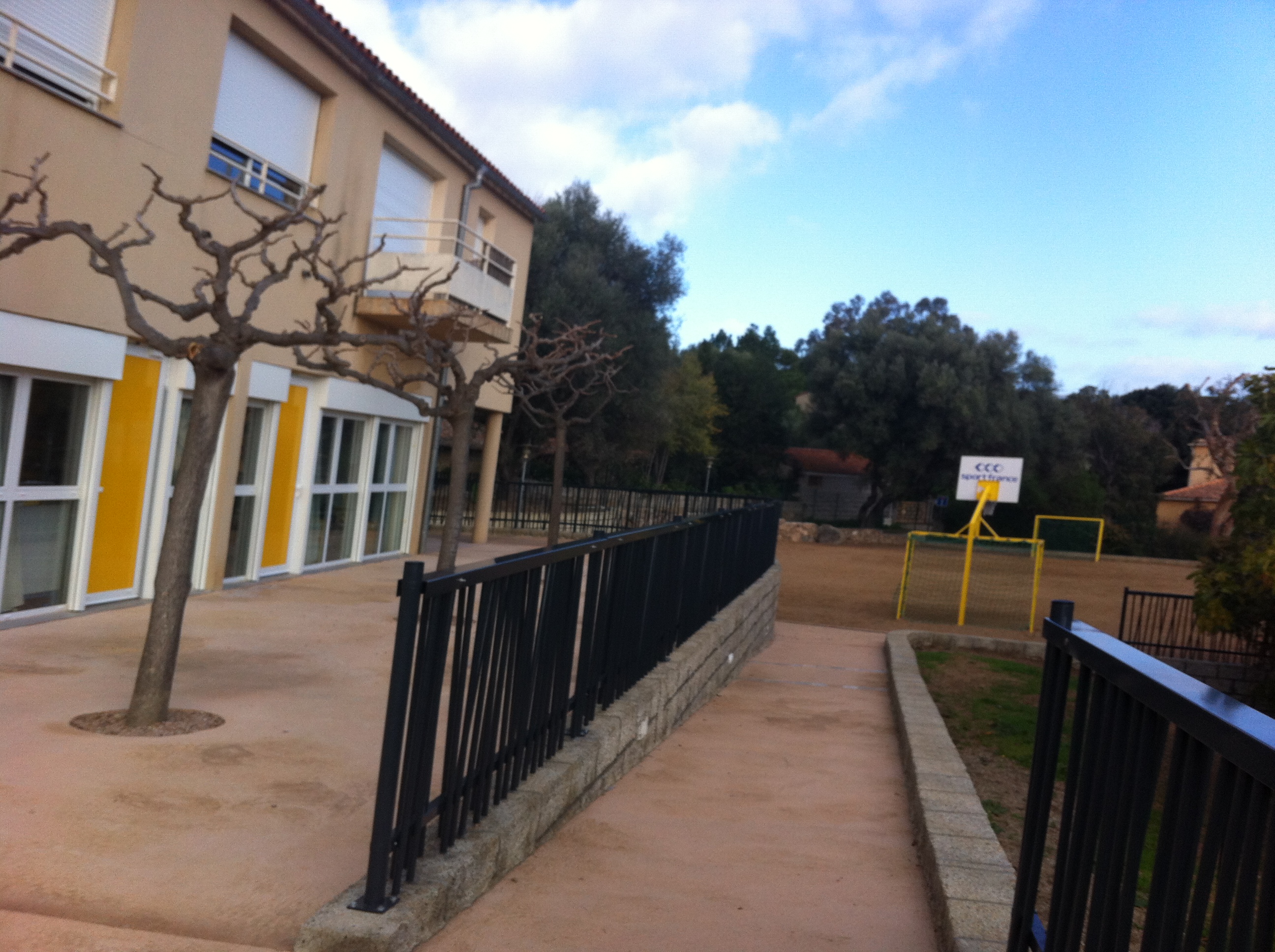 Restructuration de l'école de Serra di Ferro